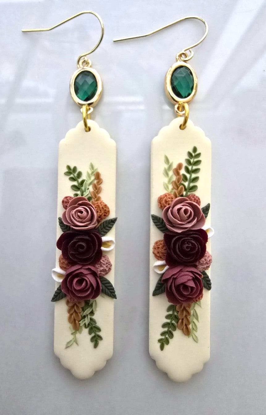 Penelope | White Foral Polymer Clay Foral Earring
